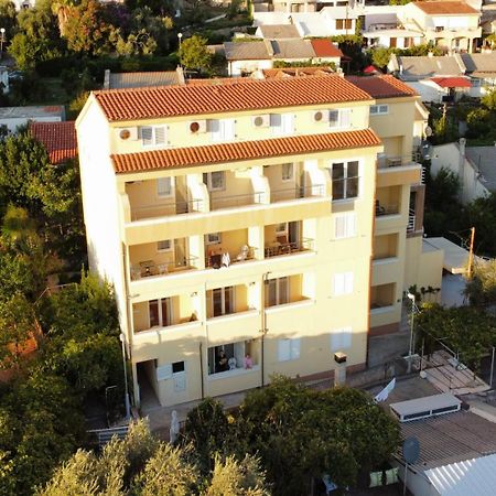 Vila Lena Petrovac Exteriér fotografie