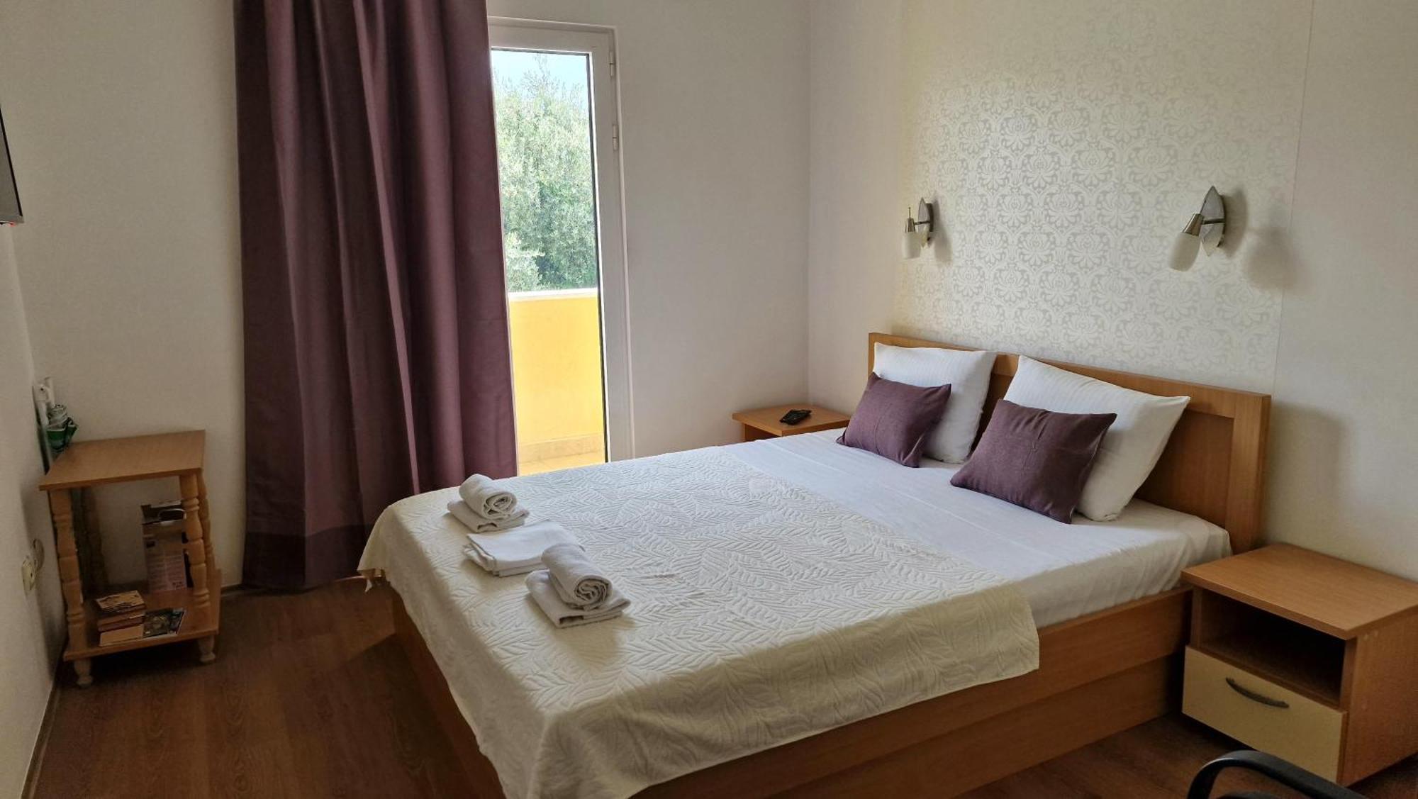 Vila Lena Petrovac Exteriér fotografie